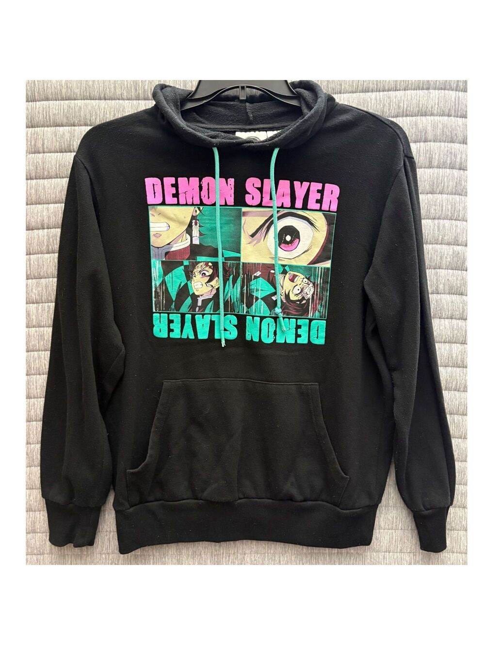 Demon Slayer Kimetsu no Yaiba Black Pullover Hoodie Men's Medium Anime